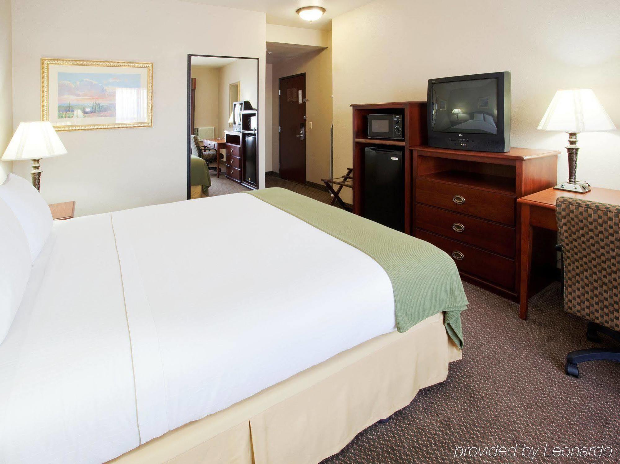 Holiday Inn Express- West Sacramento By Ihg חדר תמונה