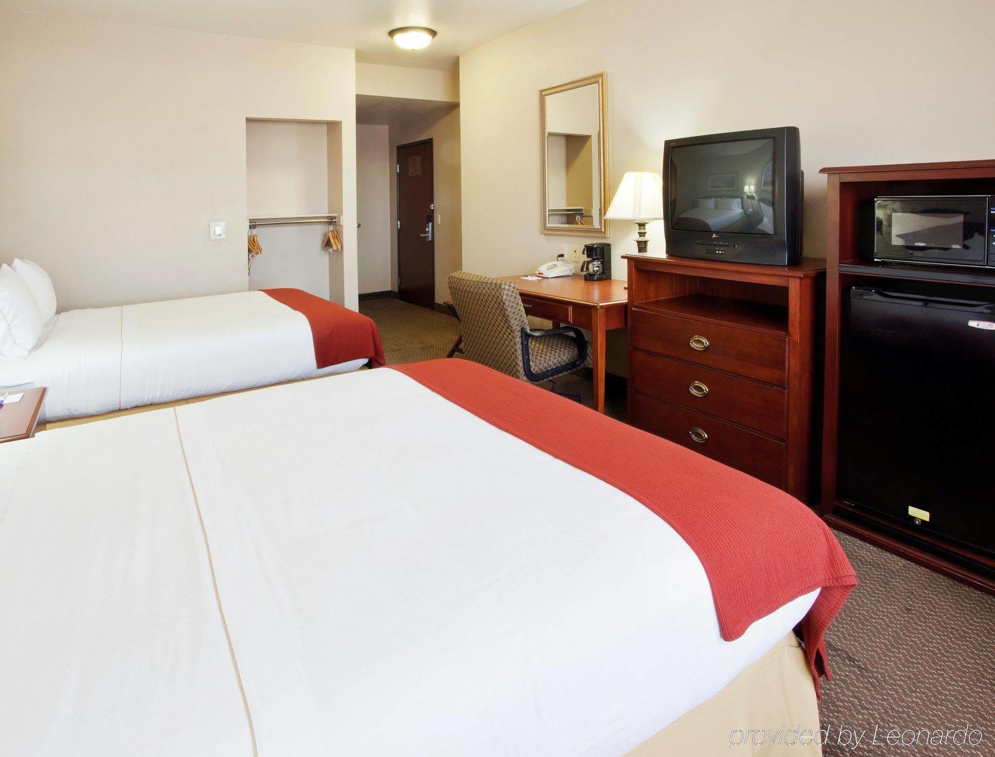 Holiday Inn Express- West Sacramento By Ihg חדר תמונה